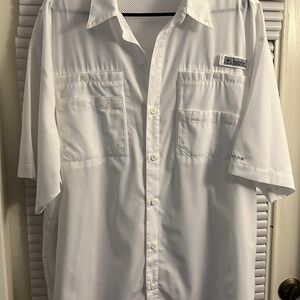 Columbia Men's White Casual Button Down Shirt